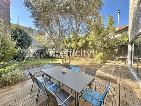 maison 6 pièces - 180 m²