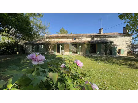 maison 8 pièces 248 m² à vendre / acheter fougueyrolles 33220 ? | era immobilier