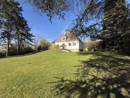 maison de luxe 5 chambres en vente à auxerre  bourgogne-franche-comté