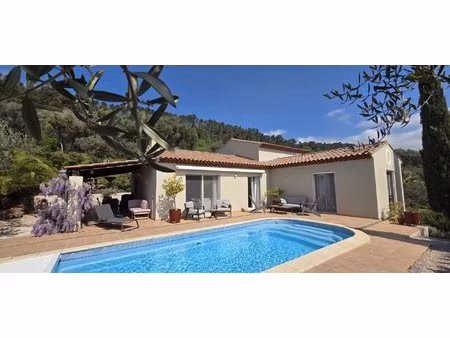 villa avec piscine le luc 6 pièce(s) 162.8 m2