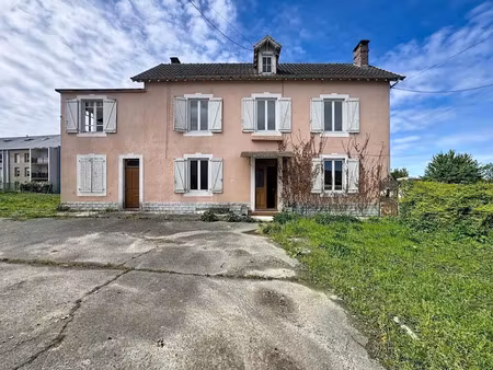 vente maison 6 pièces 172 m² à lescar (64230)  180 000 €