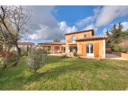 santa lucia a pieds du port villa 5 pièce(s) 125 m2 garage