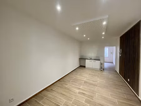 immeuble firminy centre ville / loué rentabilité brut 9 5%