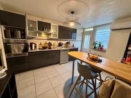 appartement nevers 5 pièces 121.47 m2 - centre ville - 3 chambres - extérieur