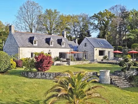 maison de luxe à vendre à plomelin : 1 144 000 €