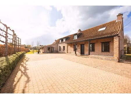 prachtig landhuis met uitzonderlijk veel ruimte