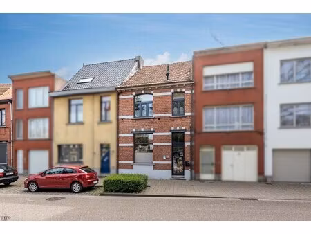 ruime karakter woning van 220m² op 320m² grond.
