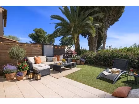 villa de luxe avec vue sur mer à vendre à mougins : 575 000 € | 94m²