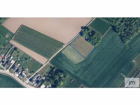 landbouwgrond gelegen in wellen (russelt)