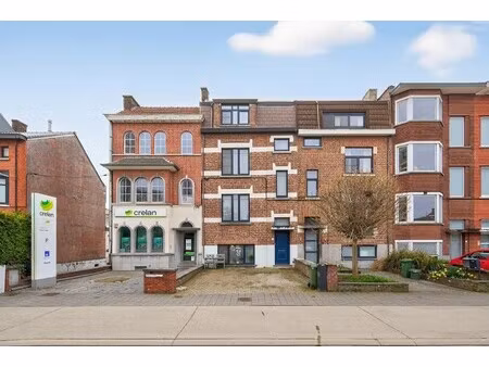 ruime en instapklare woning met tal van mogelijkheden in tienen.