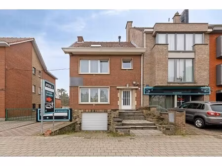 immo david stelt voor: instapklare 3-gevelwoning