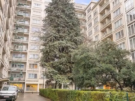 appartement 2 slaapkamers  terras en epc-klasse c+ - eu-wijk