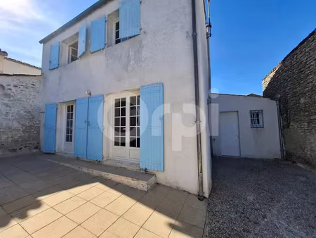 vente maison 3 pièces 80.6 m² à saint-romain-de-benet (17600)  153 700 €