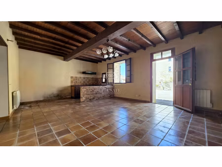 maison t4 - 88m² au coeur d'un joli village / proche gondrin