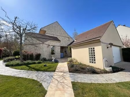 maison de luxe 4 chambres en vente à vauhallan  île-de-france