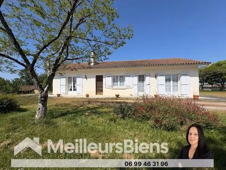 maison plain-pied 4 chambres  2 garages et jardin proche commodités