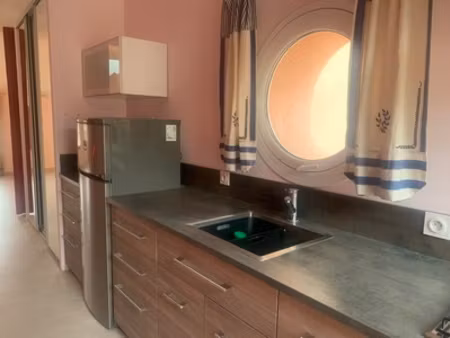 location appartement 2 pièces 47m² carnoules 83660