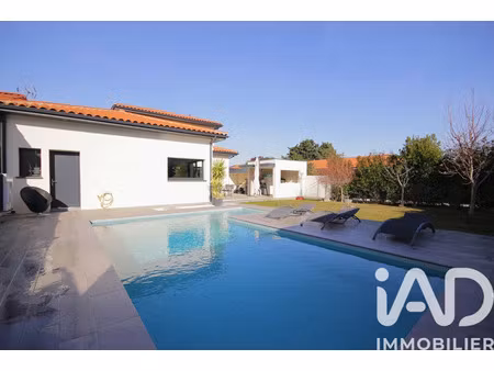 annonce vente maison 7 pièces de 181m2 à canohès (66680) - paruvendu.fr ref 992784516385