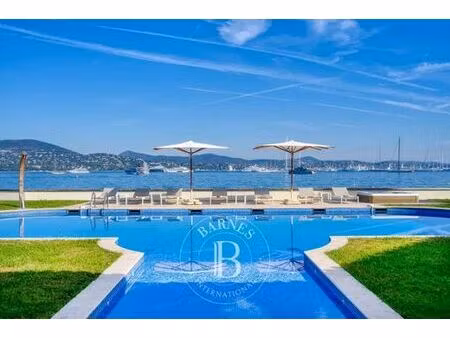 villa de luxe de 10 pièces en location saint-tropez  provence-alpes-côte d'azur