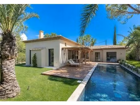 villa de 6 pièces de luxe en location saint-tropez  france