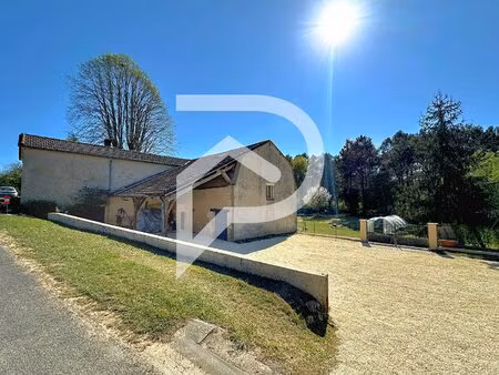 maison queyssac 4 pièce(s) 89 m2