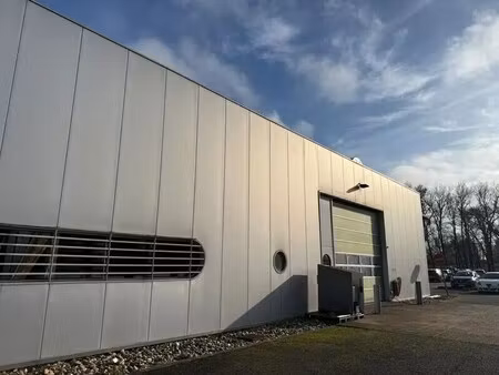 location local d’activités merignac 33700 1500m² à 4020m²