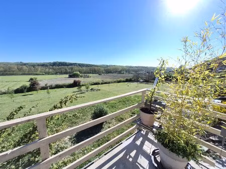 maison de 243 m² vue campagne.