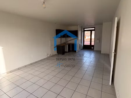 saint chamond : appartement t3 de 65m2 avec garage
