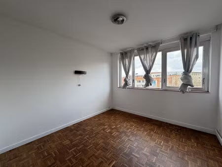 location appartement 3 pièces 79m² valenciennes 59300
