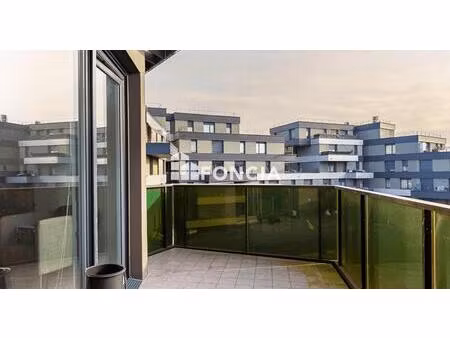 2 pieces avec terrasse plein sud - etage eleve - vue degagee