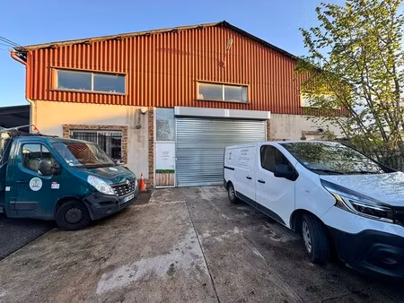 vente local d'activités 525 m²