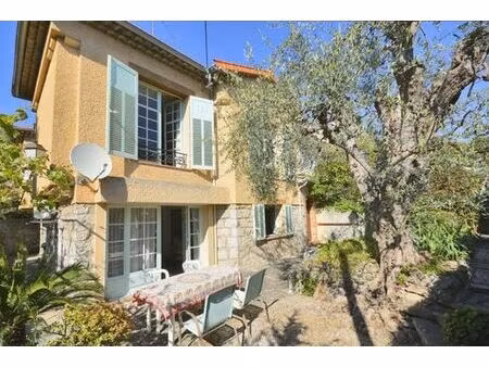 villa de luxe de 4 chambres en vente cannes  france
