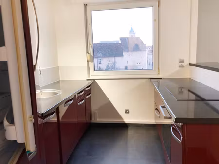 bel f2 de 46m2 + cave