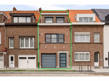 huis te koop in merksem met 3 slaapkamers