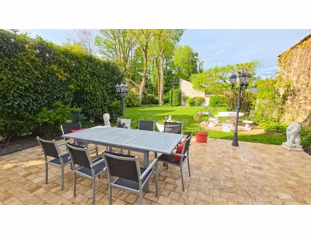 vente propriété 6 pièces 218 m² à angerville (91670)  305 000 €