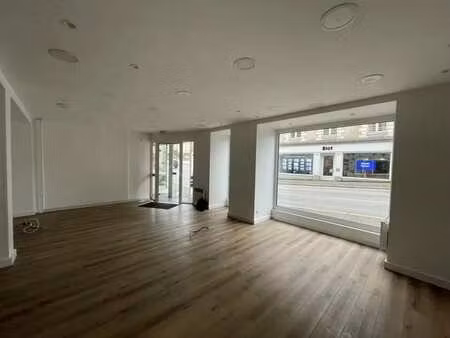vente commerce 72 m²