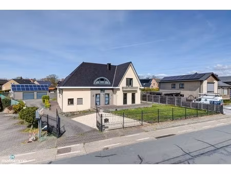 huis te koop in bilzen-hoeselt met 3 slaapkamers