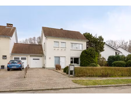 huis te koop in dilbeek met 3 slaapkamers