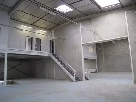 location entrepôt la penne sur huveaune 13821 320m²