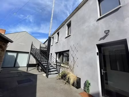 location bureaux 50 m² à 138 m²