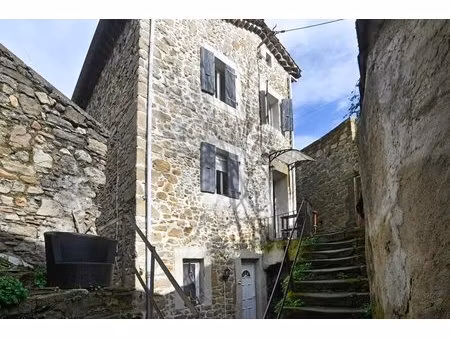 ensemble immobilier de 3 logements à la grand-combe