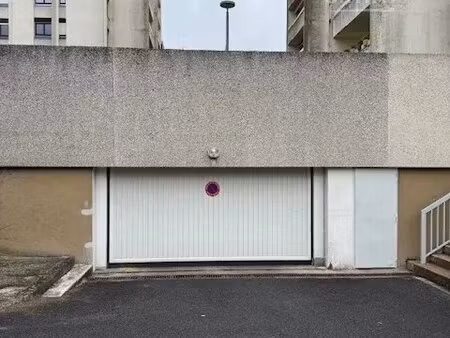 garage / box centre ville joué-les-tours