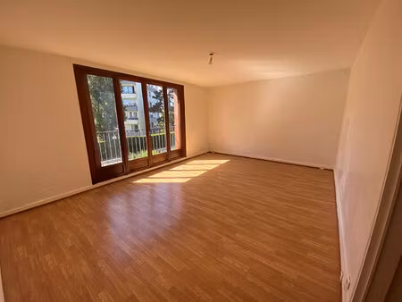 location appartement 2 pièces  53.34m²  fresnes