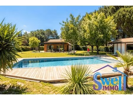 au calme propriété de 3500m² avec 2 maisons piscine dépendan