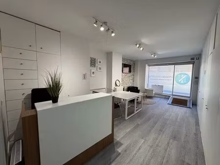 location bureaux 85 m²