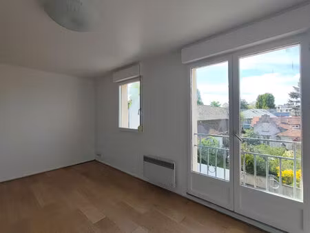 location appartement 1 pièce  24.00m²  marly
