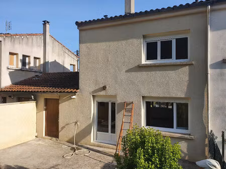 location maison 4 pièces  63.70m²  limoux