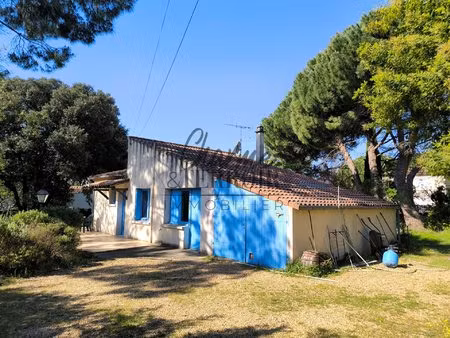 exclusif ! villa de 114m2 environ à rénover sur 1700m2 de jardin