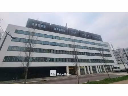 location bureaux 339 m²