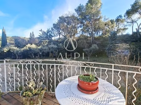 villa à vendre saint-étienne-du-grès piscine  grand terrain  alpilles